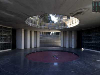 Ci ritroviamo cos� nell�atrio centrale...